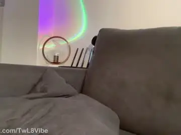 Chaturbate Sex Cam of twl8vibe
