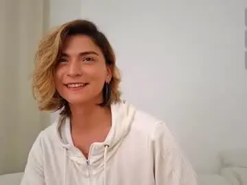 Chaturbate Live Sex Cam of skyamber8v2