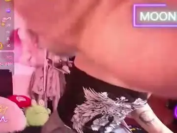 Chaturbate Free Live Porn of moonfiredance