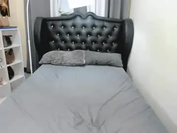 Chaturbate Live Sex Cam of claudia_empress