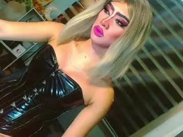 Chaturbate Live Sex Cam of yasii19