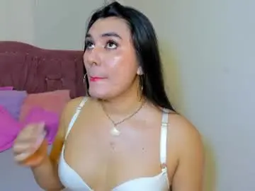 Chaturbate Sex Cam of yourlatina_emely