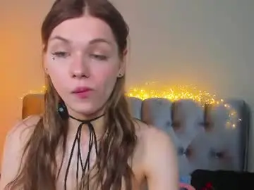 Chaturbate Adult Video Chat of blondy_fina
