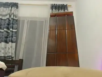 Chaturbate Nude Webcam of camila_blandexxxx