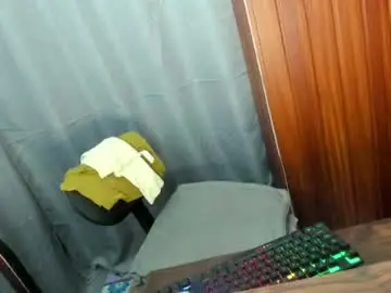 Chaturbate Live Porn of suckinghercock803