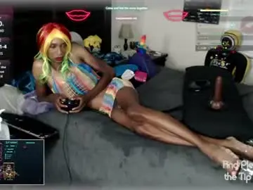 Chaturbate Adult Video Chat of queenofwhiteice