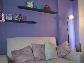 Chaturbate Live Sex Cam of roselinedior