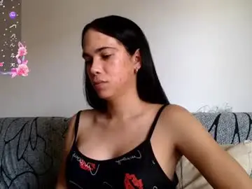 Chaturbate Watch Live Sex Cams of luara_