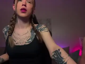 Chaturbate Watch Live Sex Cams of twiinkie_pie
