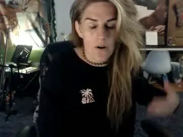 Chaturbate Nude Webcam of katiecutie_5