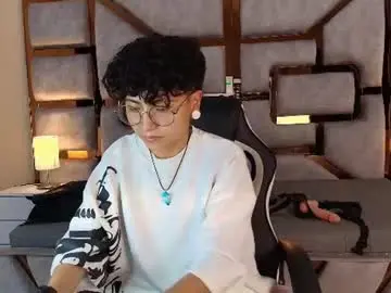 Chaturbate Live Porn of ian_mathias