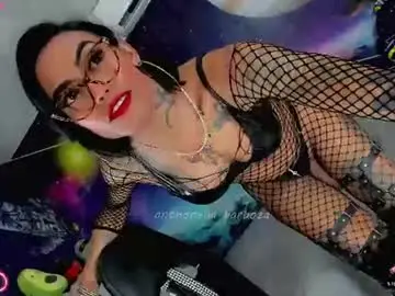 Chaturbate Best live sex cam show of kilye_nellaa