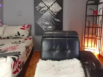 Chaturbate Free Live Porn of krissyyts