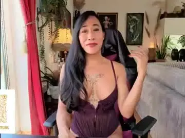 Chaturbate Live Sex Cam of bianca_transpinay