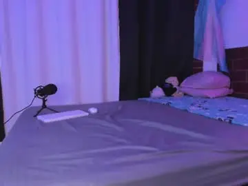 Chaturbate Watch Live Sex Cams of emmaclark_1