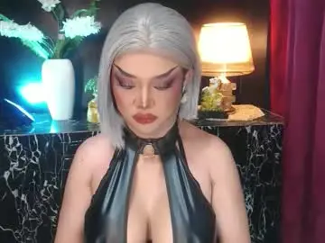Chaturbate Best live sex cam show of hugecockchristine