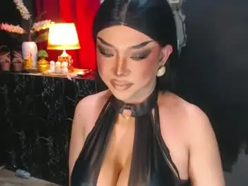 Chaturbate Sex Cam of hugecockchristine