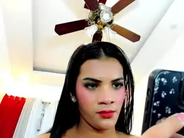 Chaturbate Adult Webcams of irina_woodshakylishxx