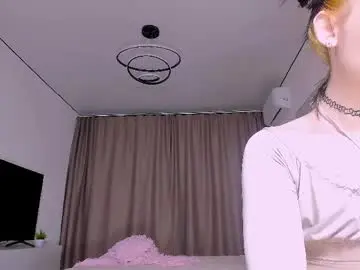 Chaturbate Free Live Porn of mikaella_nicole
