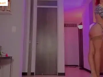 Chaturbate Sex Cam of julianna_saenz