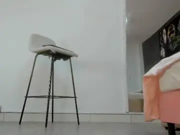 Chaturbate Live Sex Cam of isa_lancaster