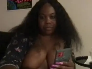 Chaturbate Live Sex Cam of msjonemillion