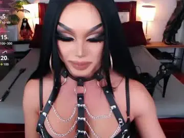 Chaturbate Live Sex Cam of jenifers_body