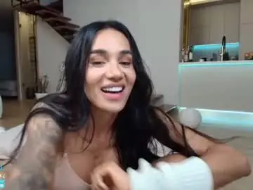Chaturbate Adult Webcams of sweetlaurasaenz