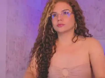 Chaturbate Free Live Porn of april_summer_