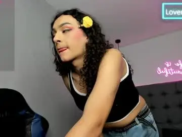 Chaturbate Best live sex cam show of scarletcherry18