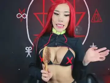Chaturbate Live Sex Cam of victoriavampire666