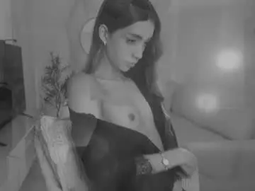 Chaturbate Best live sex cam show of emmacorrea