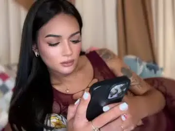 Chaturbate Best live sex cam show of yummyrenalyn