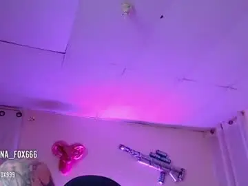 Chaturbate Best live sex cam show of sabriina_fox999