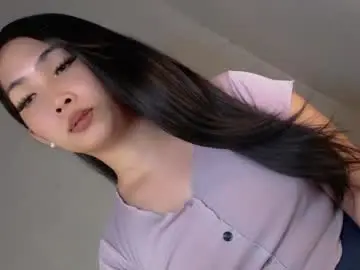 Chaturbate Free Porn Cam of pillow_whispers