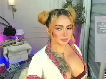 Chaturbate Watch Live Sex Cams of barbietop_alexa69