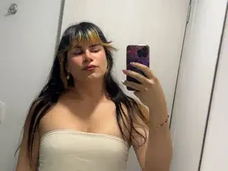 Streamate Free Porn Cam of KarolJimenez