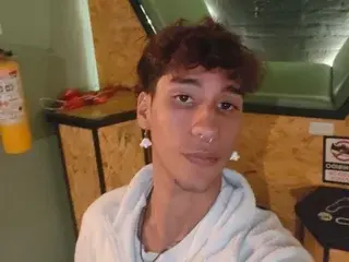 Streamate Private Sex Chat of JupiterStar19