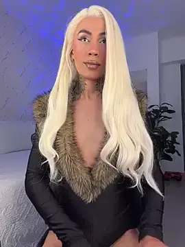 Stripchat Live Sex Cam of miss_tatiana_