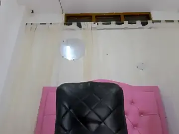Stripchat Live Sex of Michellcockxxx