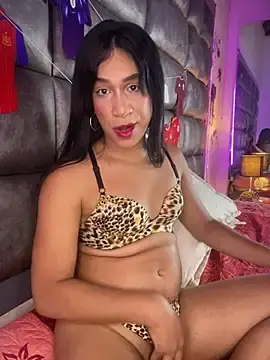 Stripchat Best live sex cam show of Ashly_Miller