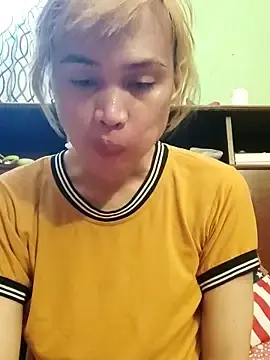 Stripchat Sex Chat of QueenSoreal