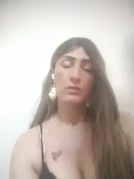Stripchat Free Porn Cam of ingishemale1