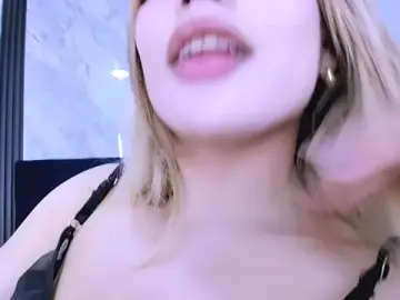Stripchat Sex Cam of Keendall__