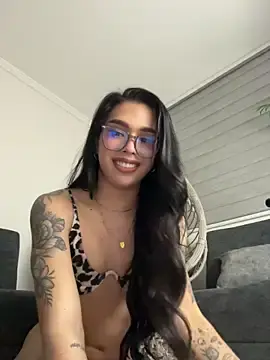 Stripchat Sex Chat of Samantha_Bernardo