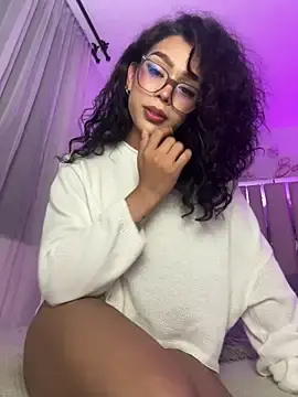 Stripchat Adult Webcam of Samantha_Bernardo
