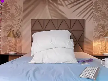Stripchat Live Sex Cam of Scarleett_22