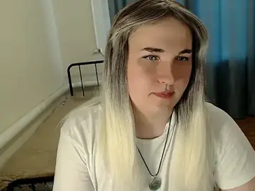 Stripchat Free Porn Cam of EvaMiron