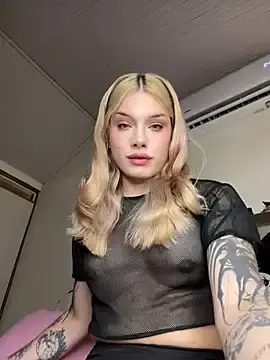 Stripchat Watch Live Sex Cams of devlin_nurmi