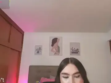 Stripchat Free Porn Cam of Miley_Baker